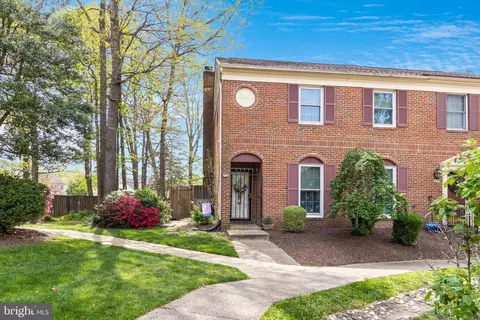 Exterior - 239 Heather Ct, La Plata, MD 20646 photo 2 of 5