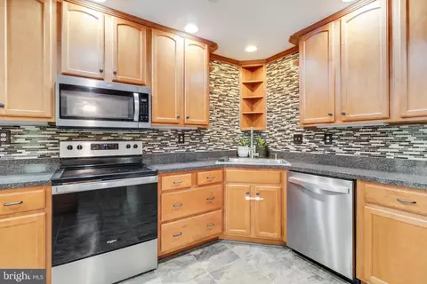Kitchen - 239 Heather Ct, La Plata, MD 20646 photo 1 of 8