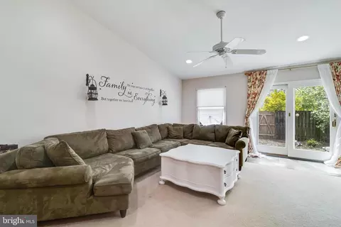 Living - 239 Heather Ct, La Plata, MD 20646 photo 1 of 1
