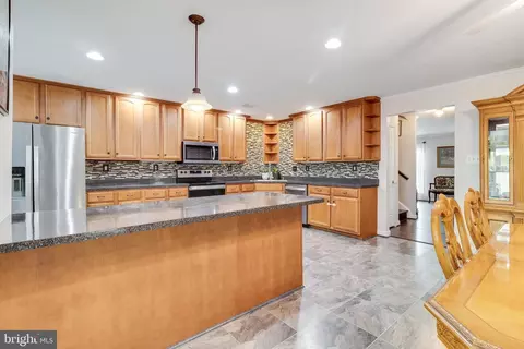 Kitchen - 239 Heather Ct, La Plata, MD 20646 photo 3 of 8