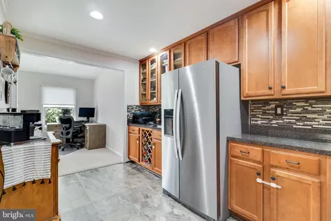 Kitchen - 239 Heather Ct, La Plata, MD 20646 photo 6 of 8