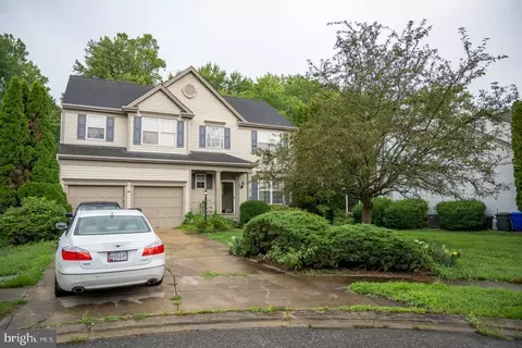 11825 Murre Ct, Waldorf, MD 20601