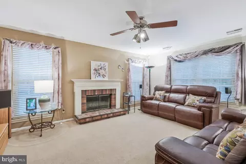 2945 Marsh Hawk Dr, Waldorf, MD 20603 photo 12