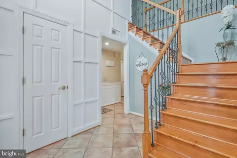 2945 Marsh Hawk Dr, Waldorf, MD 20603 photo 5
