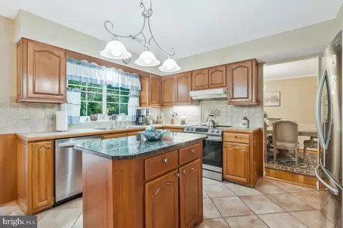 2945 Marsh Hawk Dr, Waldorf, MD 20603 photo 15