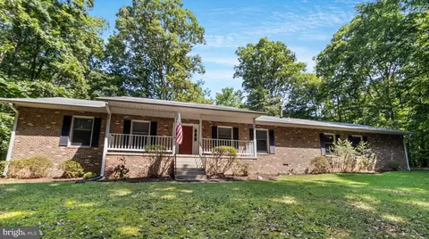 8345 Ardene Ln, La Plata, MD 20646