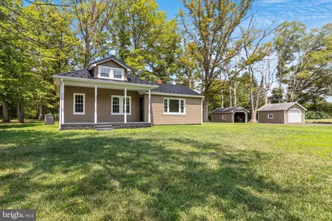 1990 Liverpool Point Rd, Nanjemoy, MD 20662