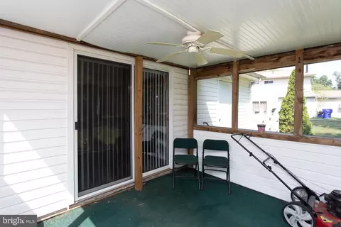 306 Garner Ave, Waldorf, MD 20602 photo 32