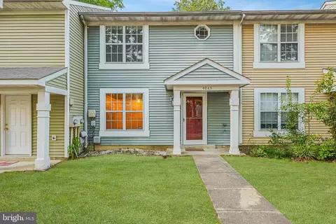 4043 Bluebird Dr, Waldorf, MD 20603
