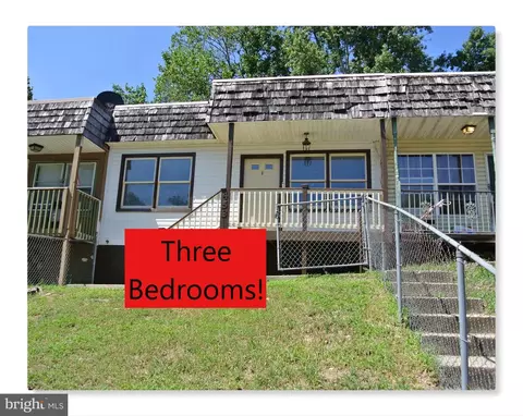 453 Patuxent Ct, La Plata, MD 20646