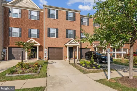 4853 Olympia Pl, Waldorf, MD 20602