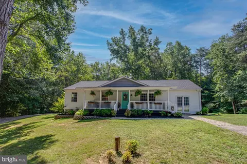 6440 Fire Tower Rd, Welcome, MD 20693