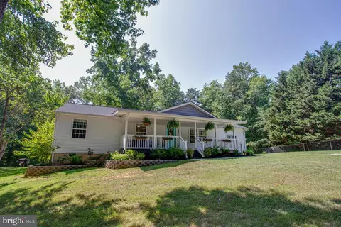 Exterior - 6440 Fire Tower Rd, Welcome, MD 20693 photo 3 of 25