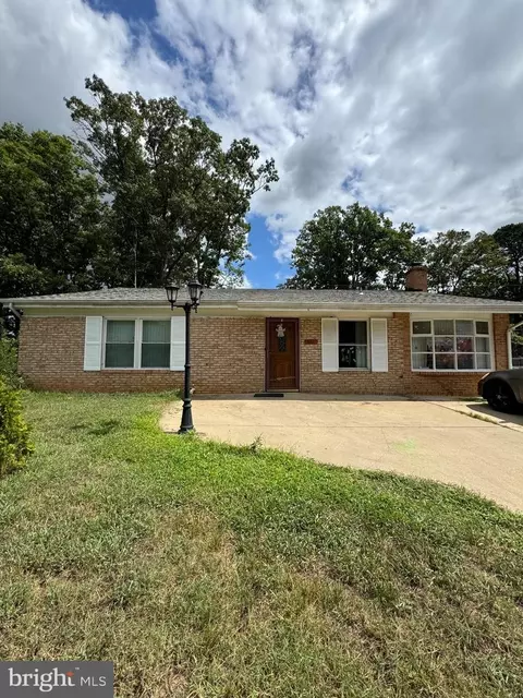 1110 Hamlin Rd, Waldorf, MD 20602