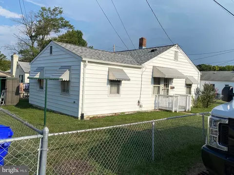67 Circle Ave, Indian Head, MD 20640