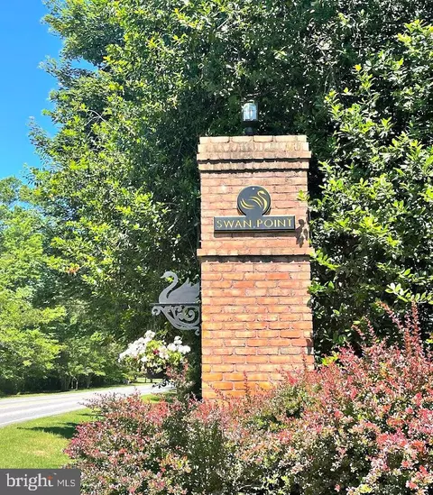 14565 Honeysuckle Way, Swan Point, MD 20645