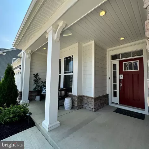 10724 Great Lakes Pl, White Plains, MD 20695