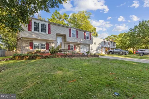 2412 Pear Tree Ct, Waldorf, MD 20602