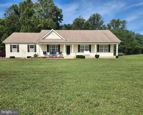 11210 Barbers Quarters Ct, Charlotte Hall, MD 20622