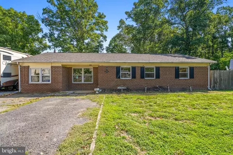 304 Van Buren Rd, Waldorf, MD 20602