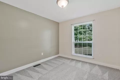 Bedroom - 16145 Inheritance Dr, Brandywine, MD 20613 photo 2 of 4