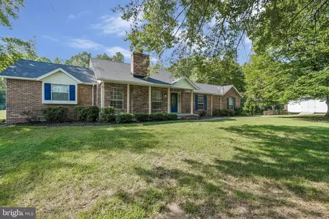 Exterior - 16145 Inheritance Dr, Brandywine, MD 20613 photo 2 of 12
