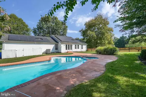 Exterior - 16145 Inheritance Dr, Brandywine, MD 20613 photo 10 of 12