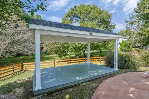 Exterior - 16145 Inheritance Dr, Brandywine, MD 20613 photo 6 of 12