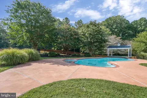 Exterior - 16145 Inheritance Dr, Brandywine, MD 20613 photo 12 of 12
