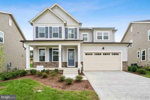10014 Selkie Ln, Waldorf, MD 20601