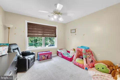 Bedroom - 4450 Wilkerson Rd, Brandywine, MD 20613 photo 4 of 4