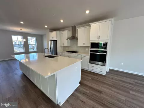 9620 Killenney Pl, Waldorf, MD 20601 photo 2