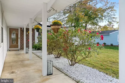 5307 Doris Dr, Waldorf, MD 20601 photo 3