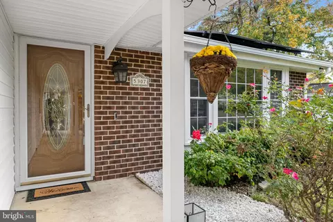 5307 Doris Dr, Waldorf, MD 20601 photo 4