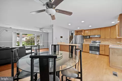 5307 Doris Dr, Waldorf, MD 20601 photo 9