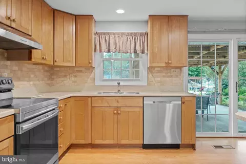 5307 Doris Dr, Waldorf, MD 20601 photo 15