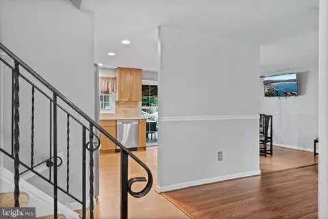 5307 Doris Dr, Waldorf, MD 20601 photo 5