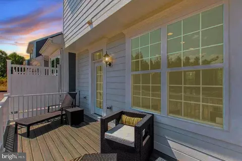 328 Buckeye Cir, La Plata, MD 20646 photo 11