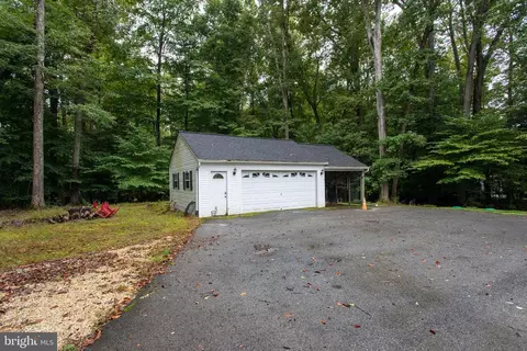 Exterior - 9295 Mitchell Rd, La Plata, MD 20646 photo 8 of 13