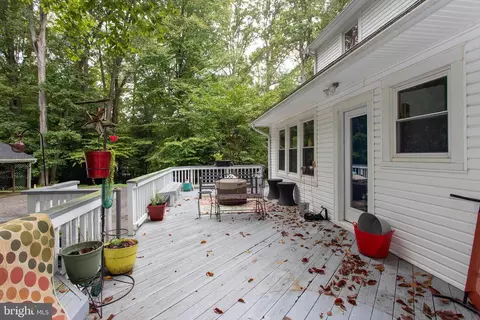 Exterior - 9295 Mitchell Rd, La Plata, MD 20646 photo 7 of 13