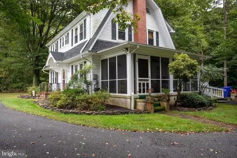 Exterior - 9295 Mitchell Rd, La Plata, MD 20646 photo 4 of 13