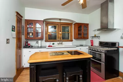 Kitchen - 9295 Mitchell Rd, La Plata, MD 20646 photo 2 of 3