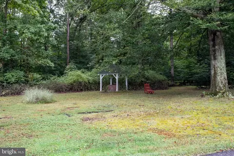 Exterior - 9295 Mitchell Rd, La Plata, MD 20646 photo 10 of 13