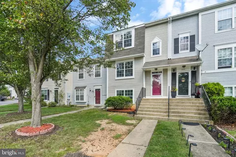 5721 Springfish Pl, Waldorf, MD 20603