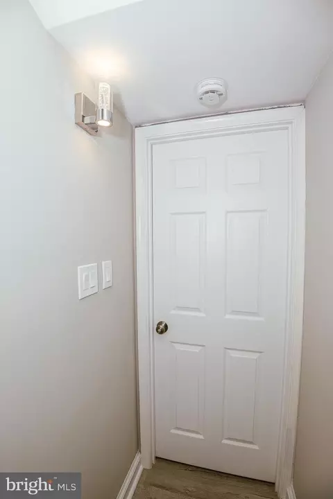 Entry Way - 3270 Malcolm Rd, Brandywine, MD 20613 photo 6 of 7