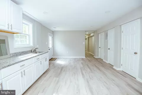 Entry Way - 3270 Malcolm Rd, Brandywine, MD 20613 photo 7 of 7