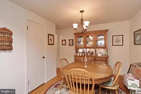Dining - 7635 Bumpy Oak Rd, La Plata, MD 20646 photo 2 of 2