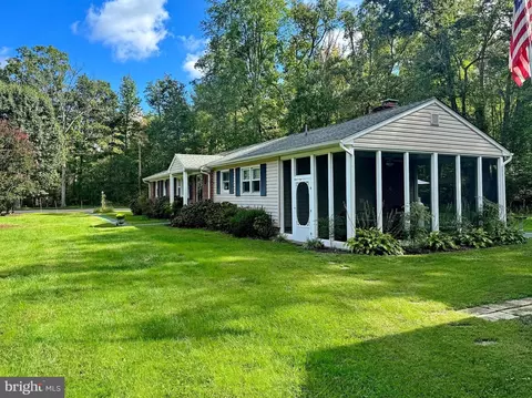 Exterior - 7635 Bumpy Oak Rd, La Plata, MD 20646 photo 7 of 15