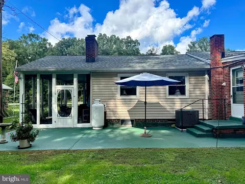 Exterior - 7635 Bumpy Oak Rd, La Plata, MD 20646 photo 9 of 15