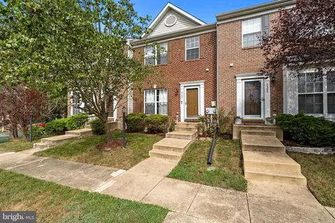 5305 Seahorse Pl, Waldorf, MD 20603